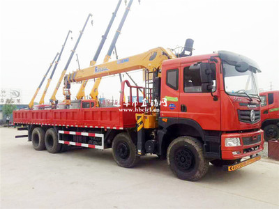 徐工G系列12噸隨車吊 更長(zhǎng)臂展，卓越性能再升級(jí)