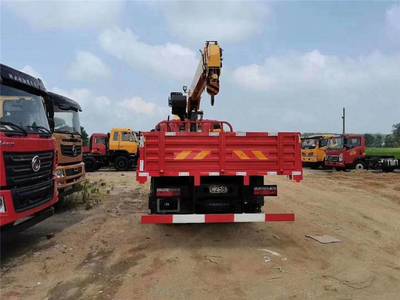 隨車吊市場主流品牌解析 東風華神、徐工、三一與程力的選擇之道