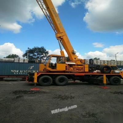 40噸隨車吊 自重42噸的專業吊裝能手